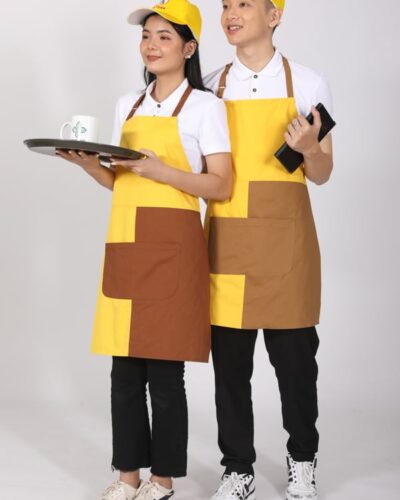 Tạp dề yếm thiết kế vàng phối nâu