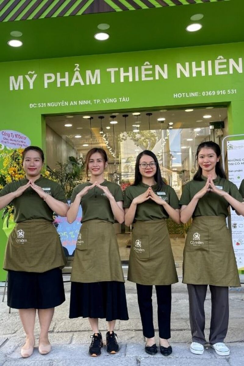 tap-de-cua-hang-my-pham-1