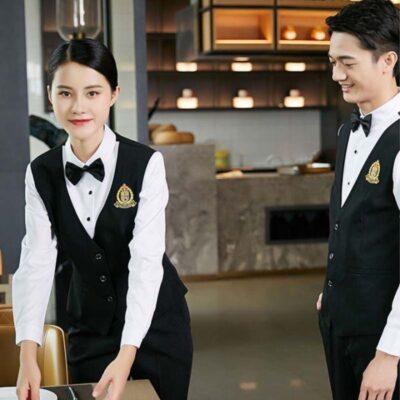 Bất cứ nhân viên nào cũng cần tuân thủ quy định đồng phục khách sạn