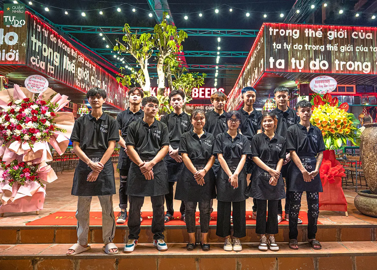 Mẫu tạp dề quán nhậu tự do