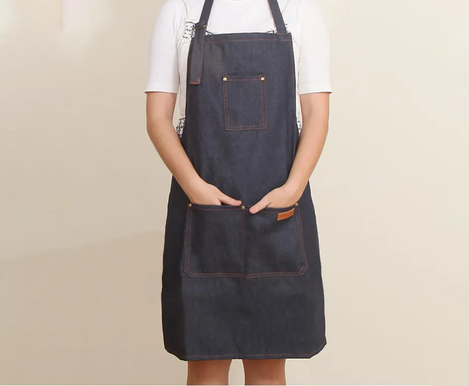 Mẫu tạp dề nấu ăn có túi tiện dụng